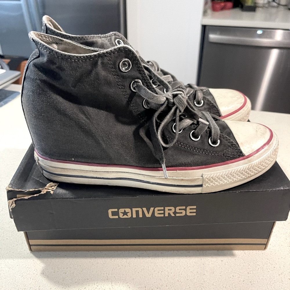 GRAY WEDGE CONVERSE